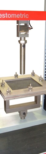 25kN UTM Testometric